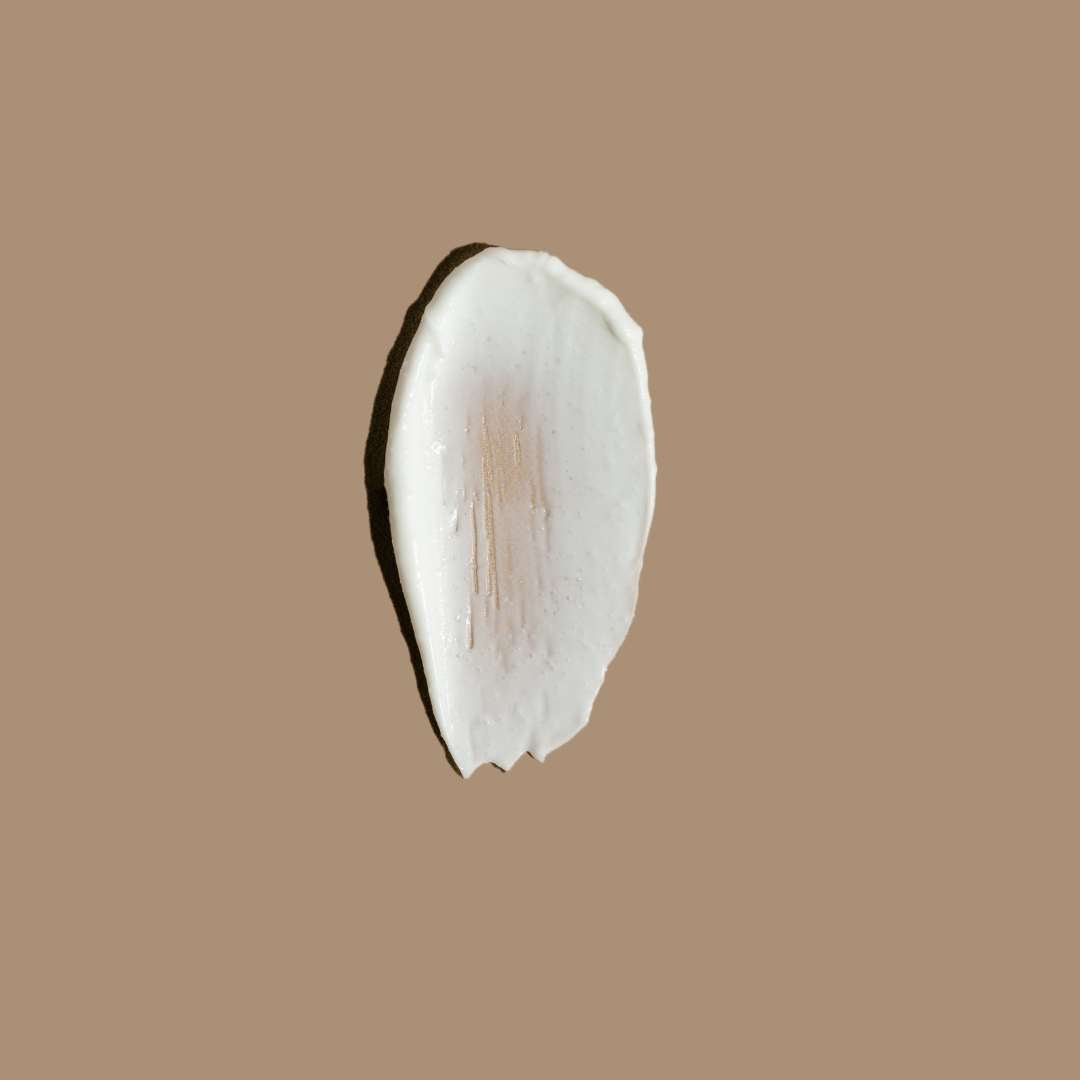 WILD GRACE MOON DUST. Double action exfoliant with AHA and jojoba pearls.
