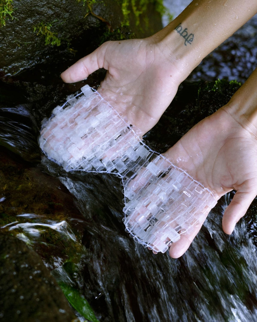 WILD GRACE CRYSTAL DREAMS clear quartz eye mask 