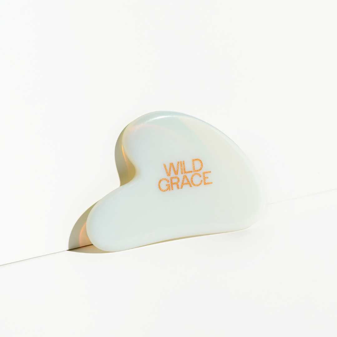 opal gua sha, opalite gua sha, WILD GRACE, facelift, montreal, holistic facial