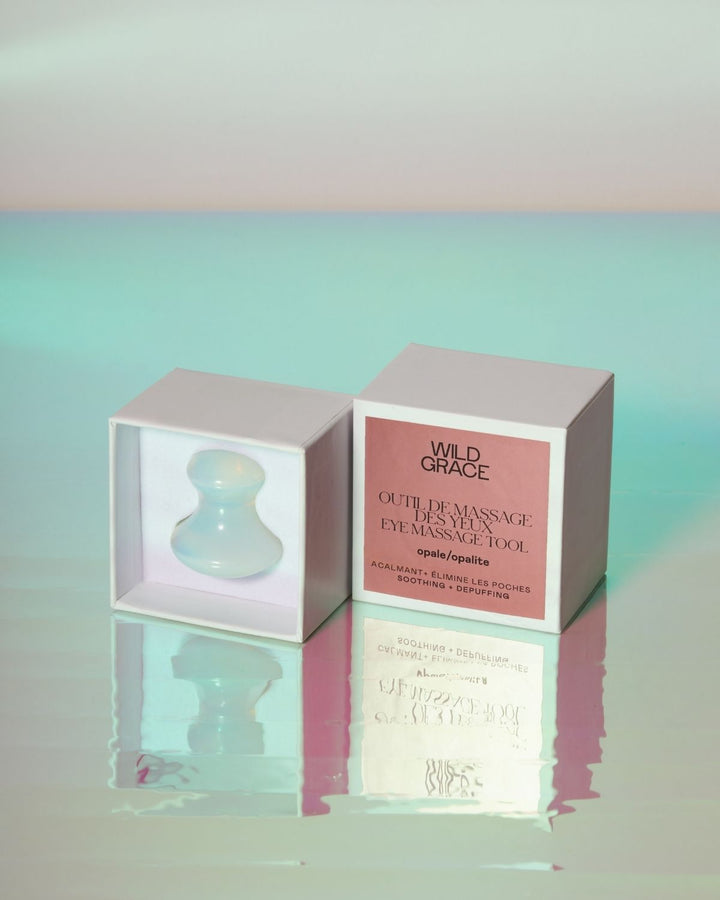 Eye massage tool in a box with &