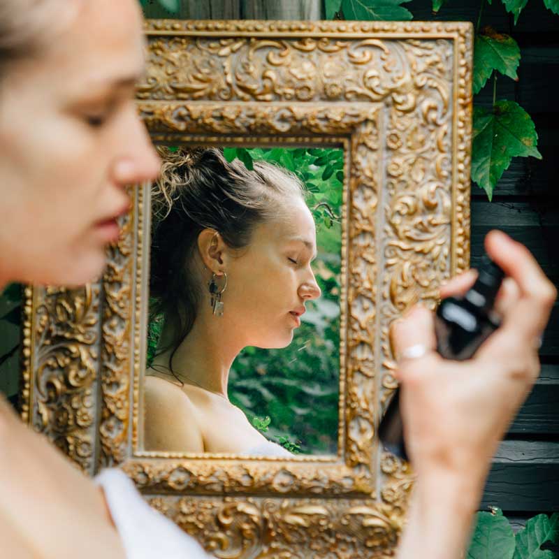 facial mist, crystal infused, black tourmaline, botanical skincare, made in Montreal, inspired by Ayurveda, WILD GRACE