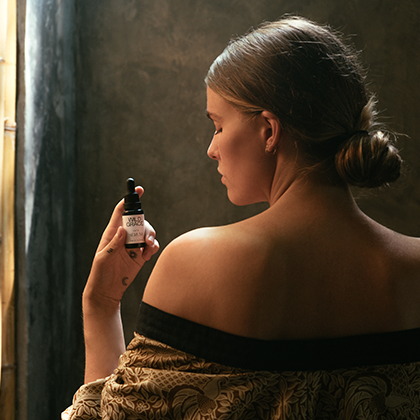 Vata Serum (Ayurvedic Nourishing Serum for dry and mature skin)